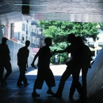 LA VIOLENCE CHEZ LES JEUNES